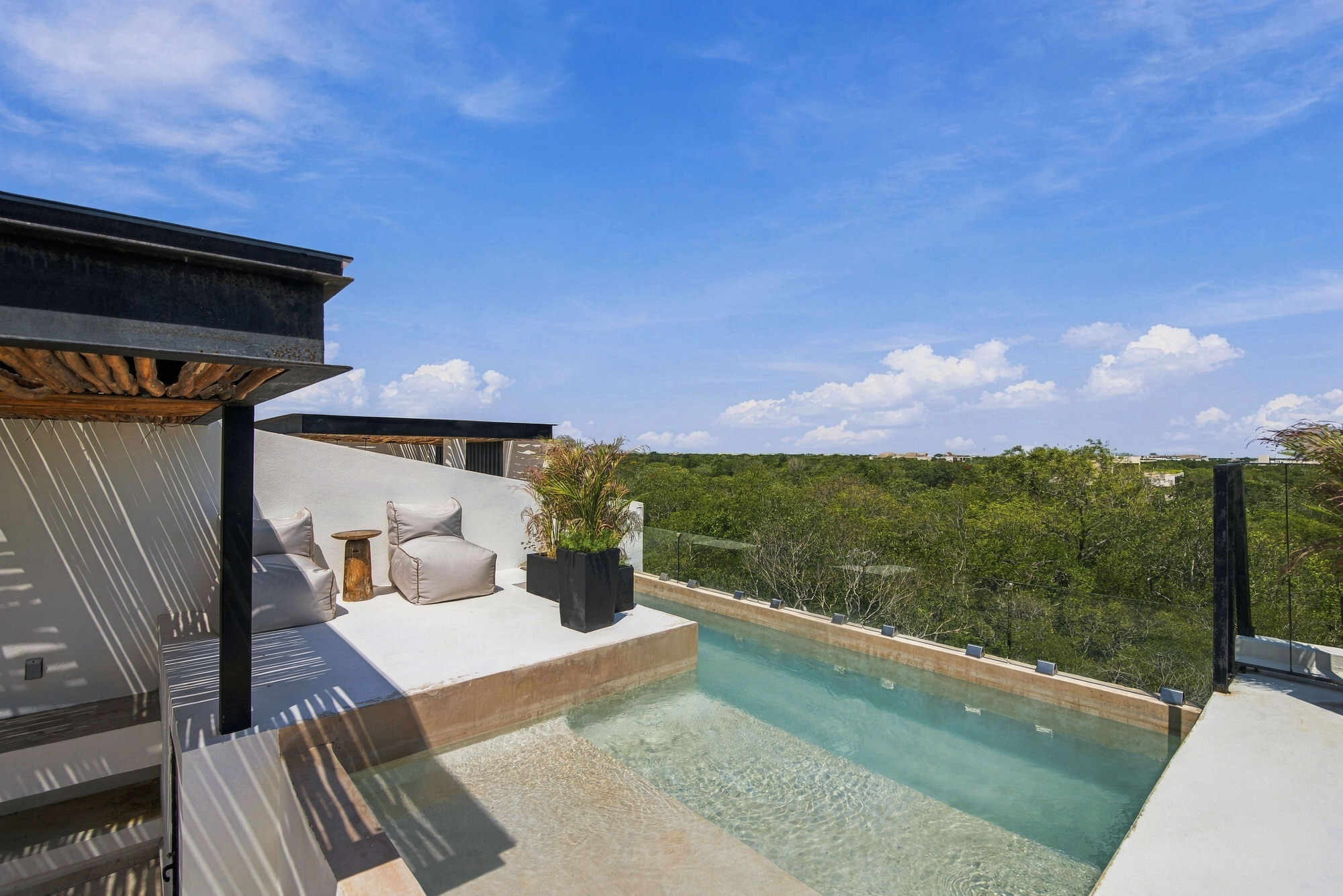 Private rooftop plunge pool at LIK Organic 206